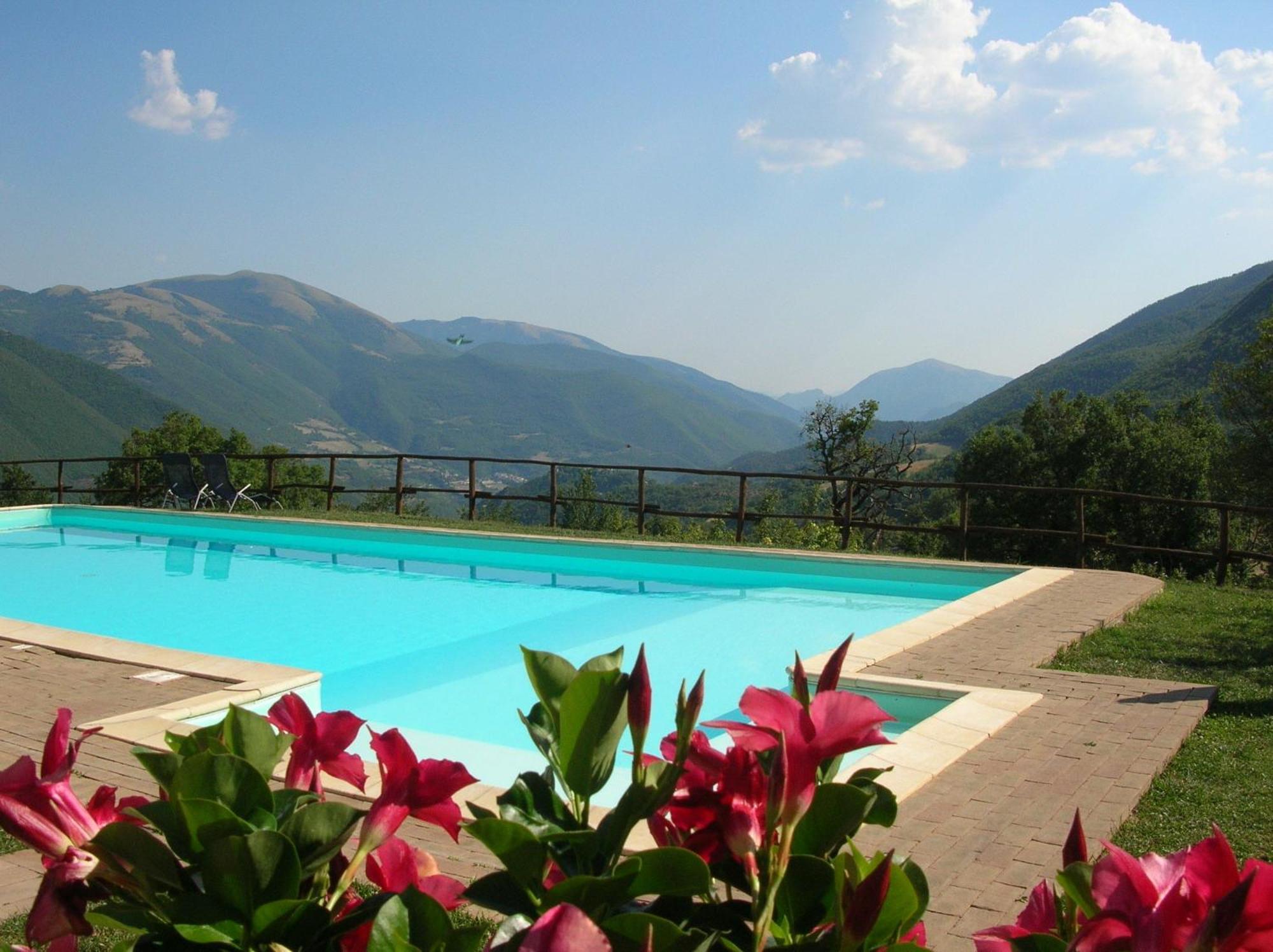 Agriturismo Roccagelli Vallo di Nera Екстер'єр фото