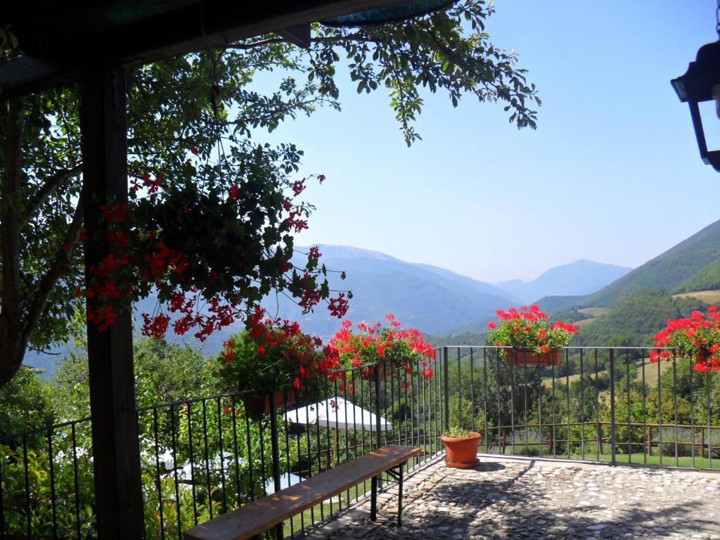 Agriturismo Roccagelli Vallo di Nera Екстер'єр фото